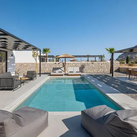 Zen Club Luxury Villa *